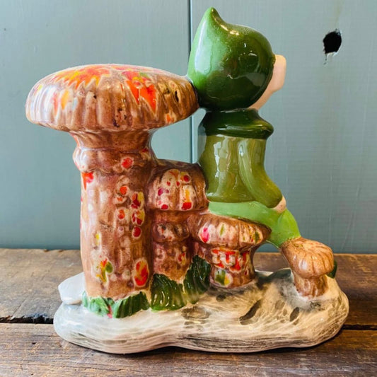 【vintage】ピクシーエルフ 陶器 置物 妖精 きのこ