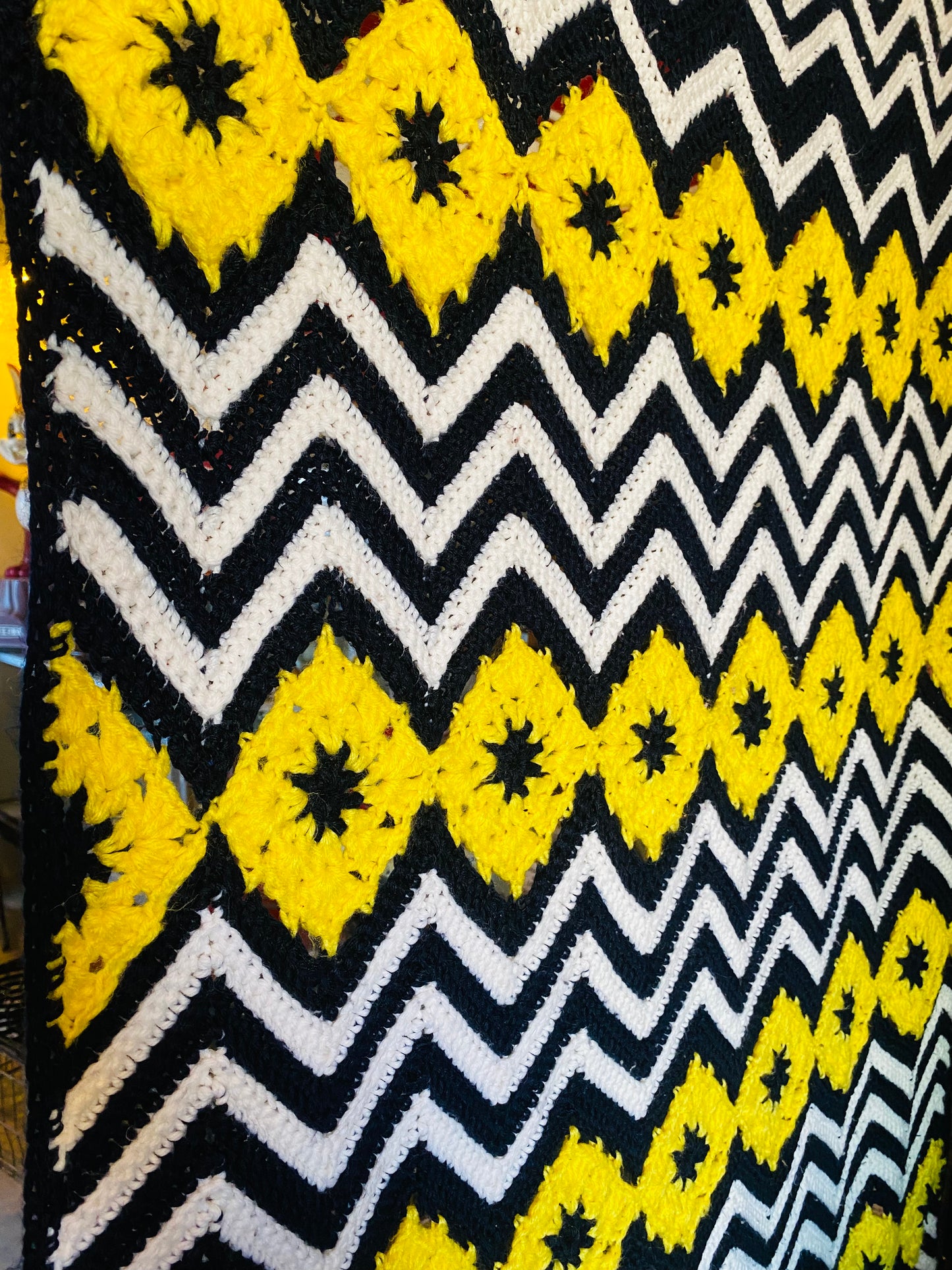 【1970s USA vintage】グラニーブランケット ホワイト×ブラック×イエロー