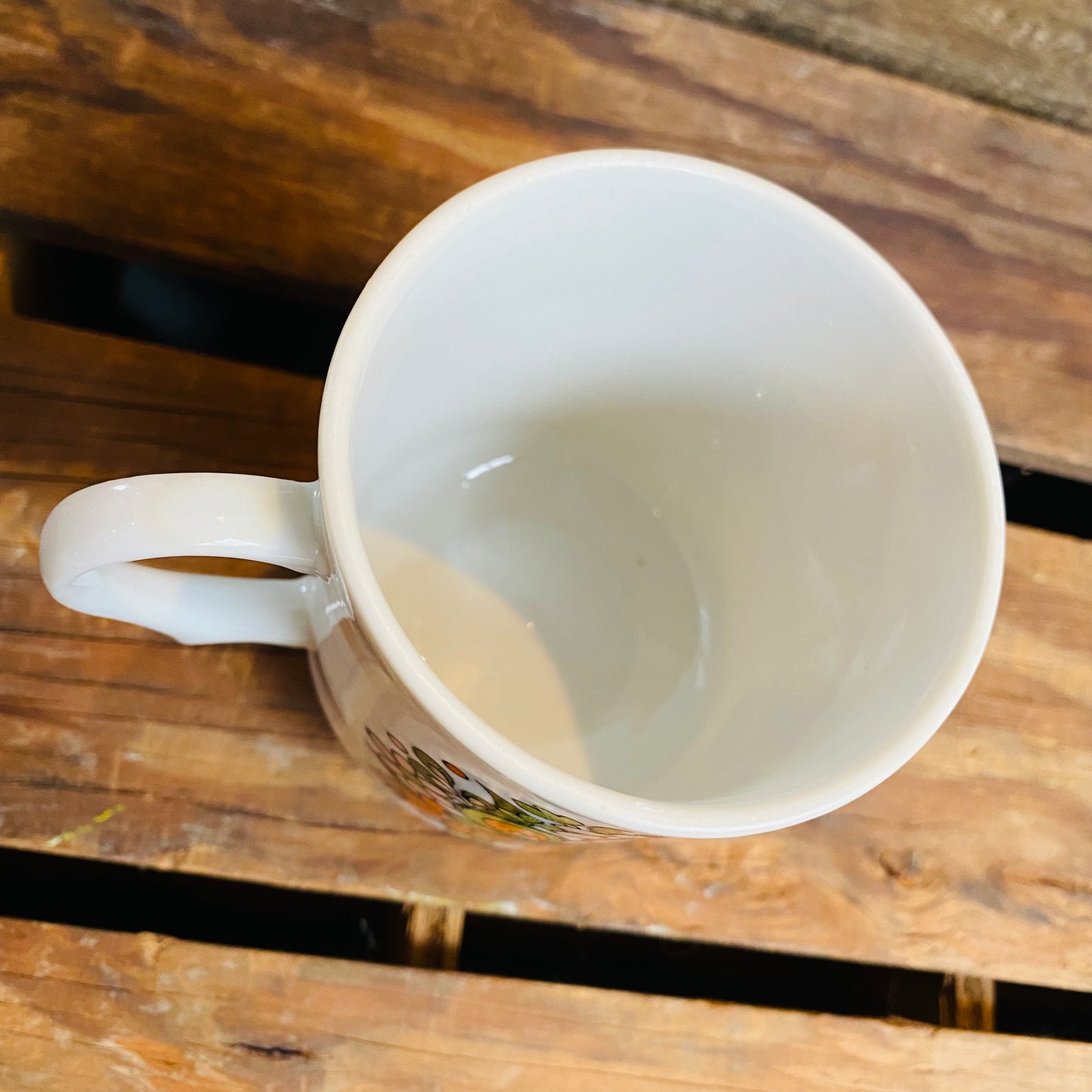 【1970s vintage】マグカップ 蝶と花 オレンジ