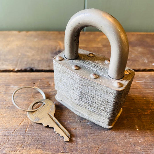 【USA vintage】 PADLOCK Master 南京錠 鍵