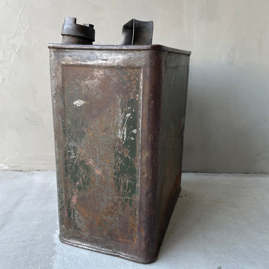 【British vintage】Petroleum Spirit Highly Flammable 石油缶 2ガロン