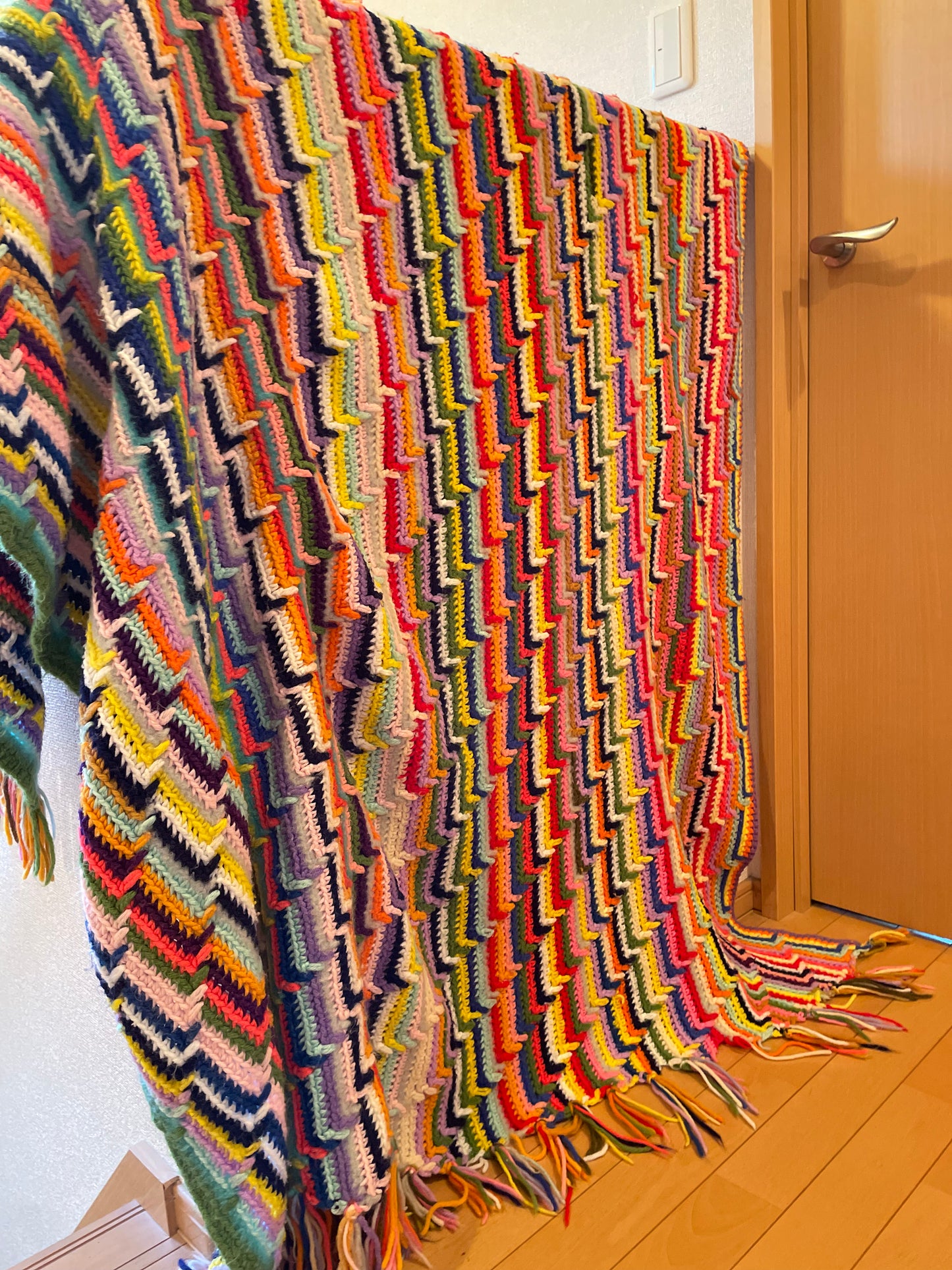 【USA vintage】グラニーブランケット レインボーカラー フリンジつき