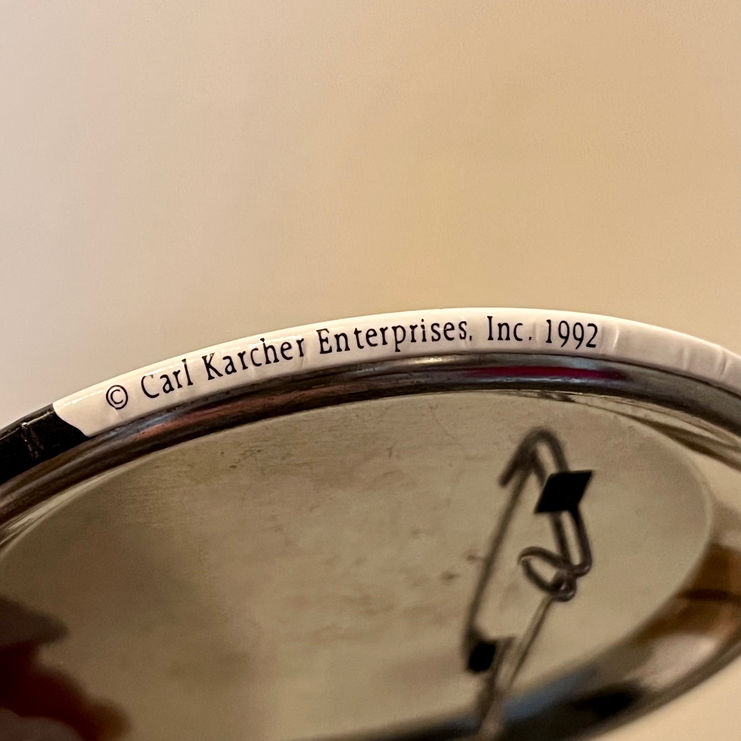 【90s USA】缶バッジ Go For The Food