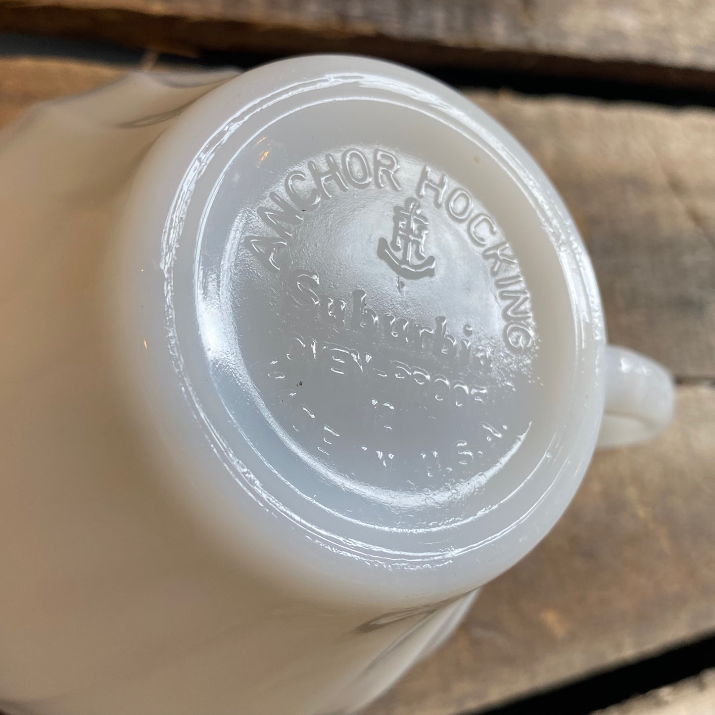 【1960s USA vintage】 FIRE KING ゴールドリム suburbia カップ⑦