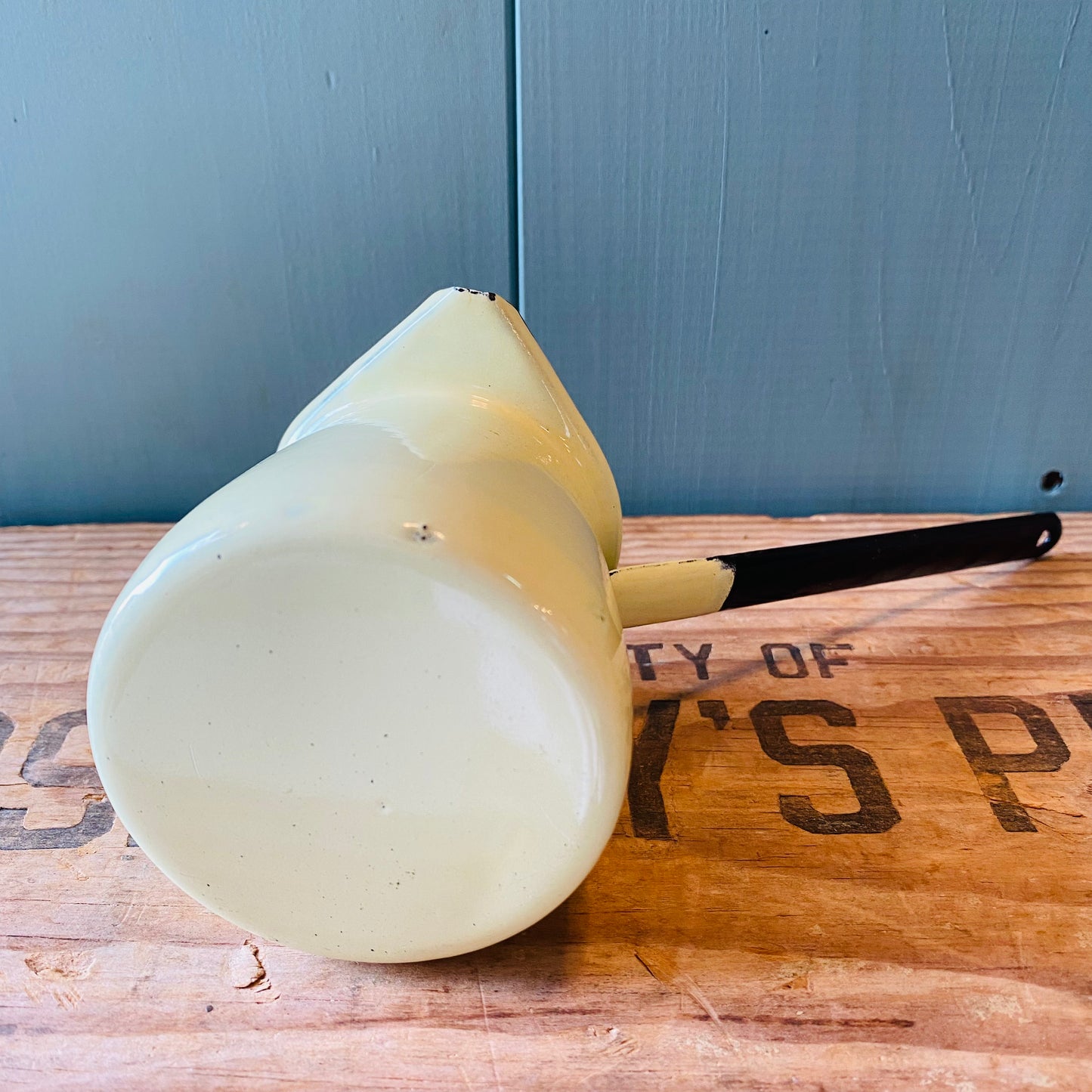 【vintage】琺瑯 ミルクパン ソースパン クリーム色