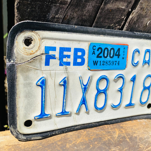 【USA vintage】モーターサイクルナンバープレート CAL11X8318