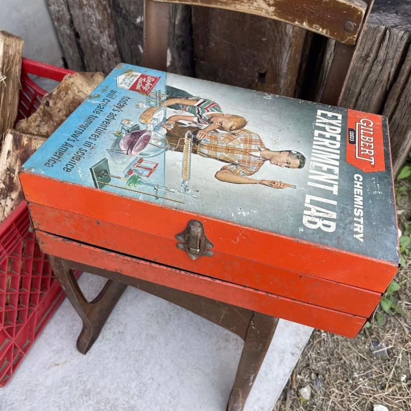 【 1950s USA vintage】GILBERT EXPERIMENT LAB 缶 教育玩具