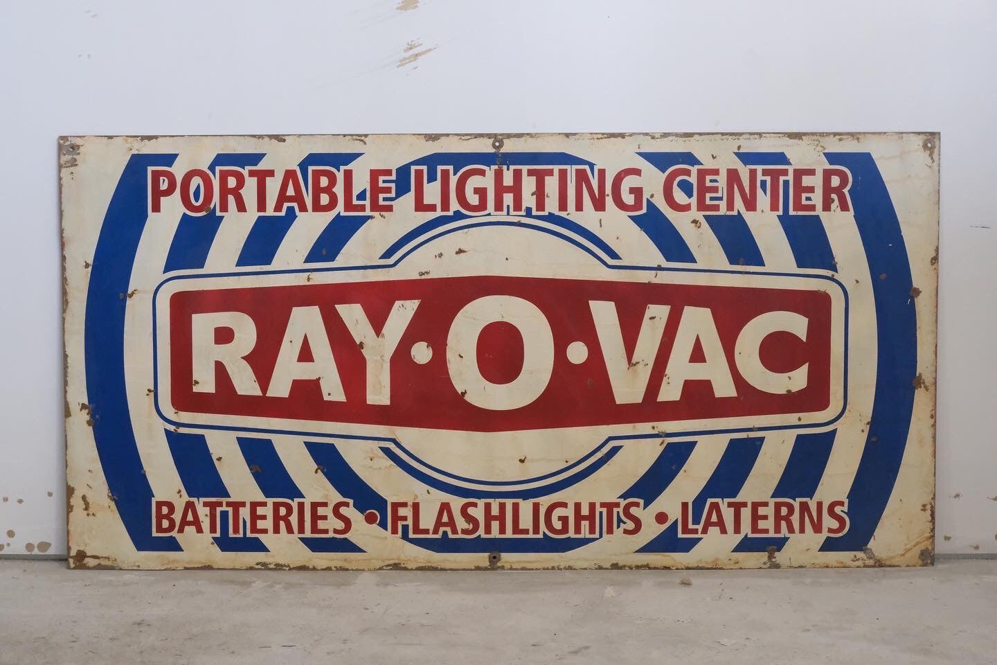 【USA vintage】スチール製看板 RAY・O・VAC アメリカ 輸入品 ガレージ インテリア