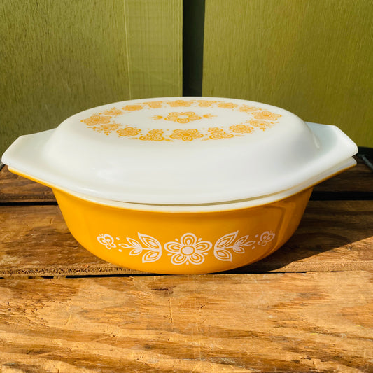 【USA vintage】オールドパイレックス バタフライゴールド オーバルキャセロール
