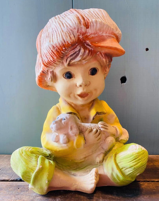 【1974 USA vintage】 犬を抱く少年 置物