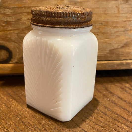 【vintage】ミルクガラス ソルトアンドペッパー