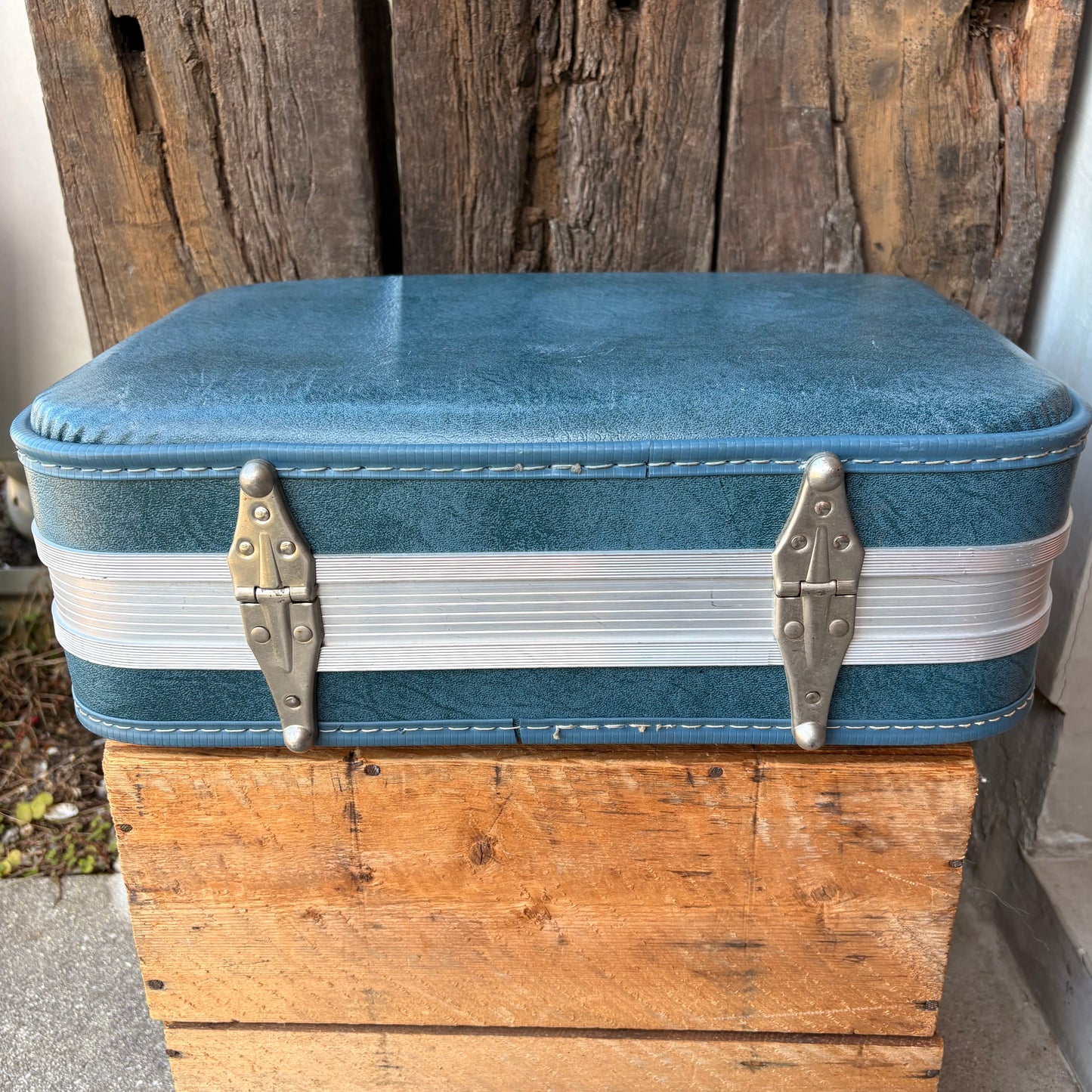 【1960s-1970s vintage】Blue Travel Suitcase