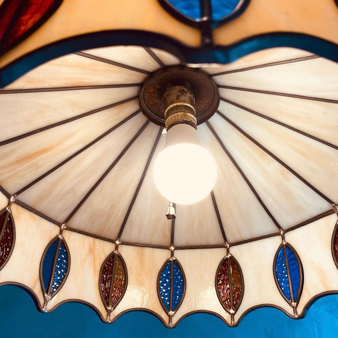 【USA vintage】
stained glass Pendant Lamp