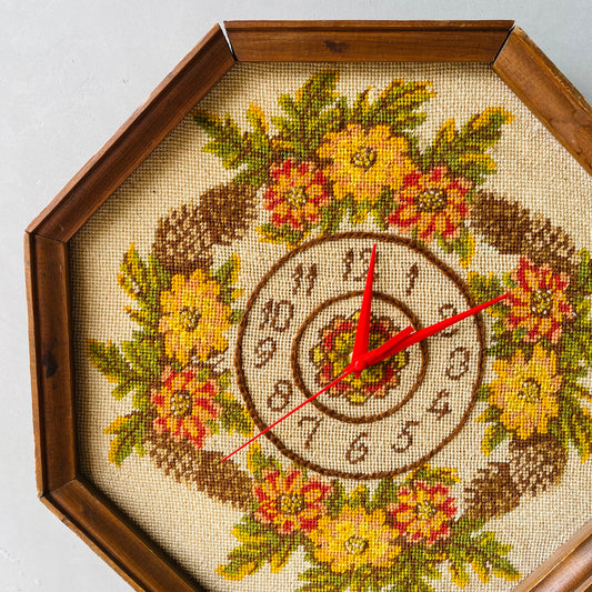 【1970s vintage】 Embroidery clock