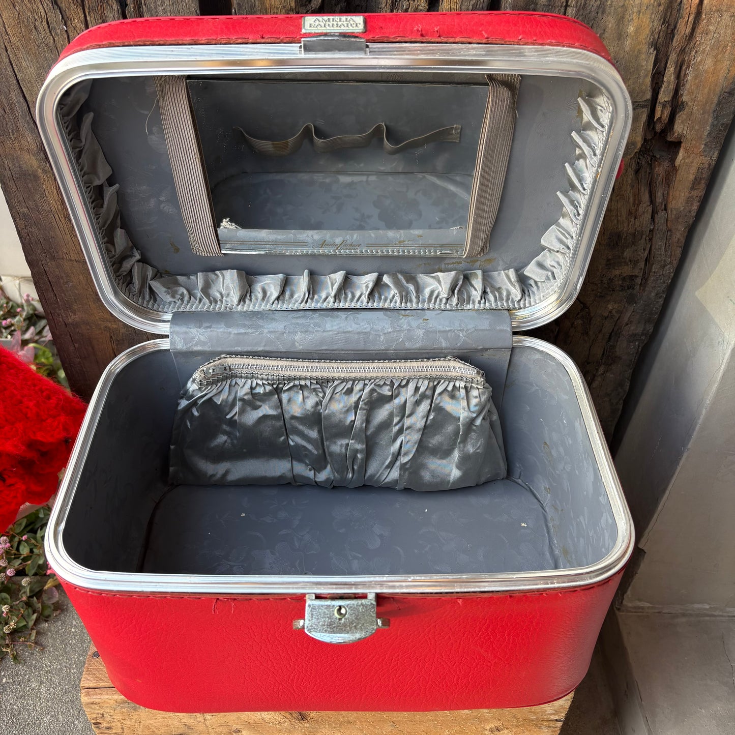 【1960s USA vintage】AMELIA EARHART train case