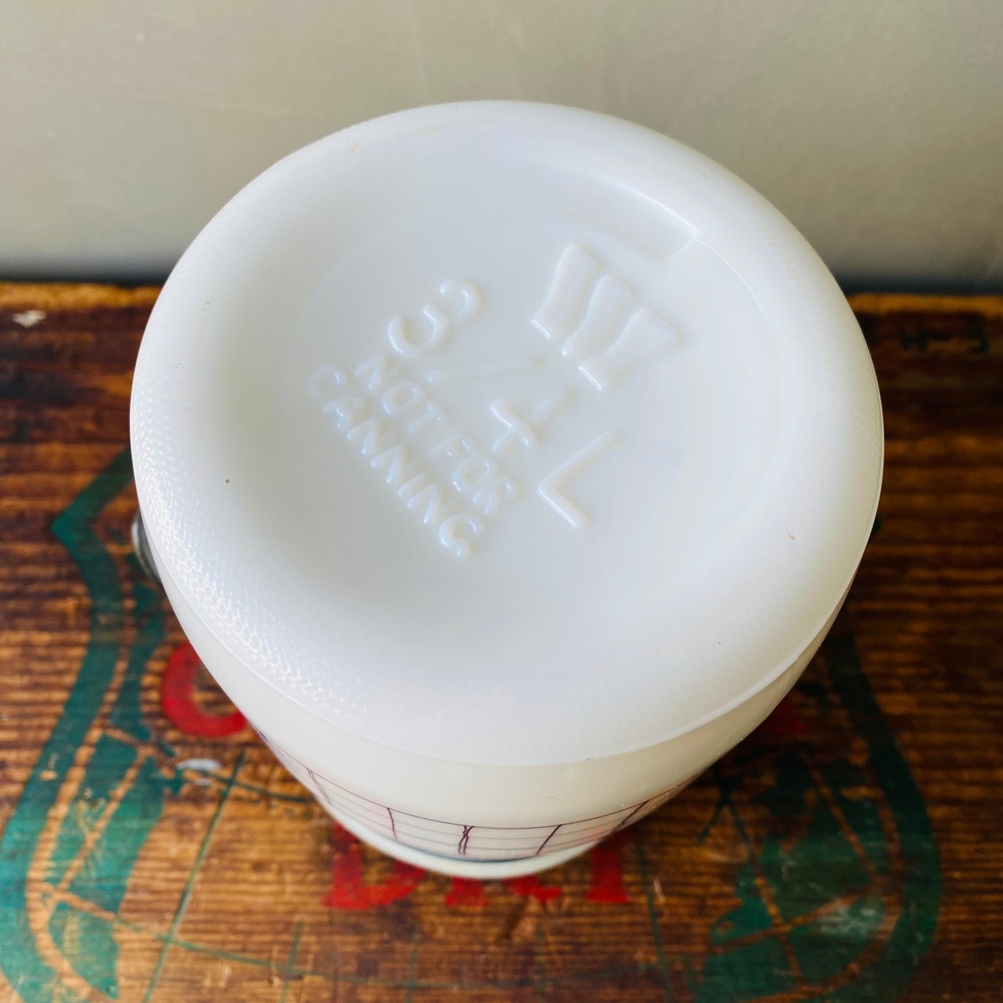 【1970s USA vintage】milk glass canister