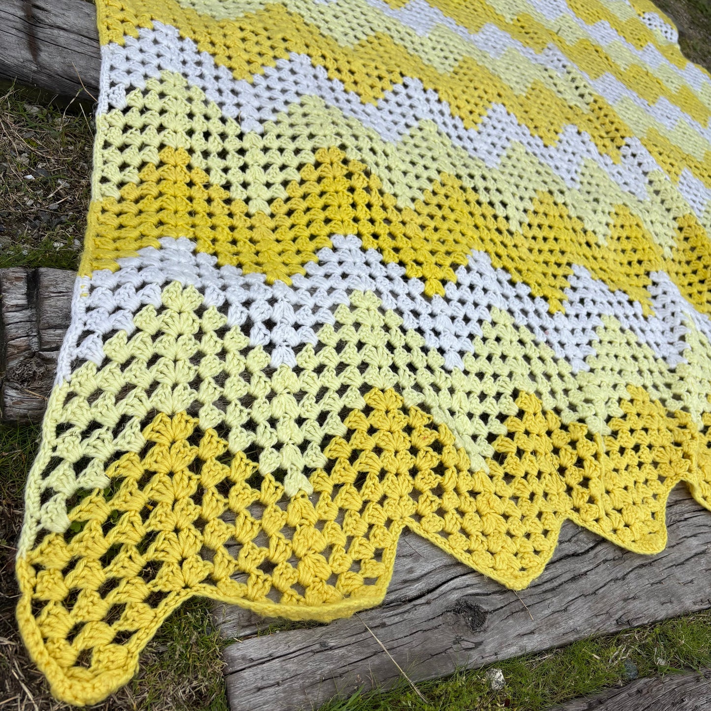 【USA vintage】Granny Blanket Yellow Zigzag