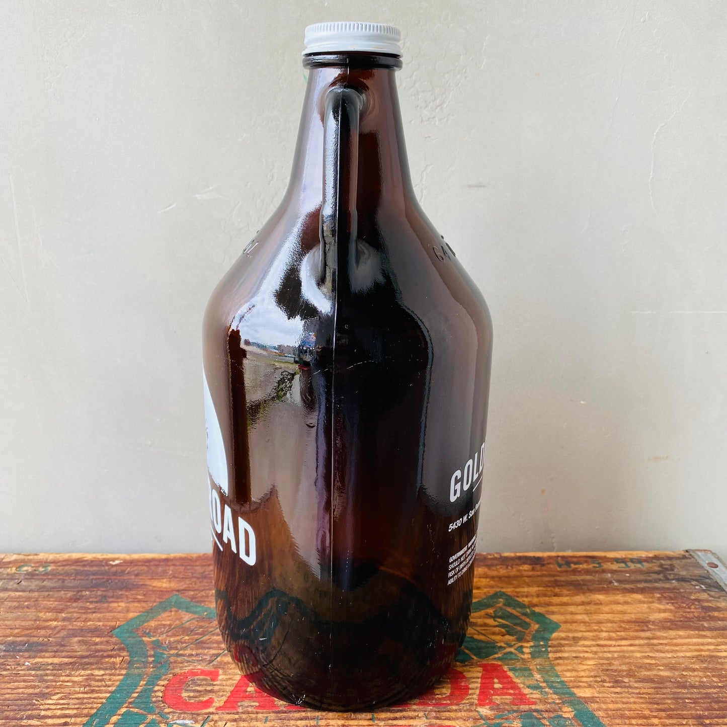 【USA vintage】GOLDEN ROAD BREWING 64oz beer jug