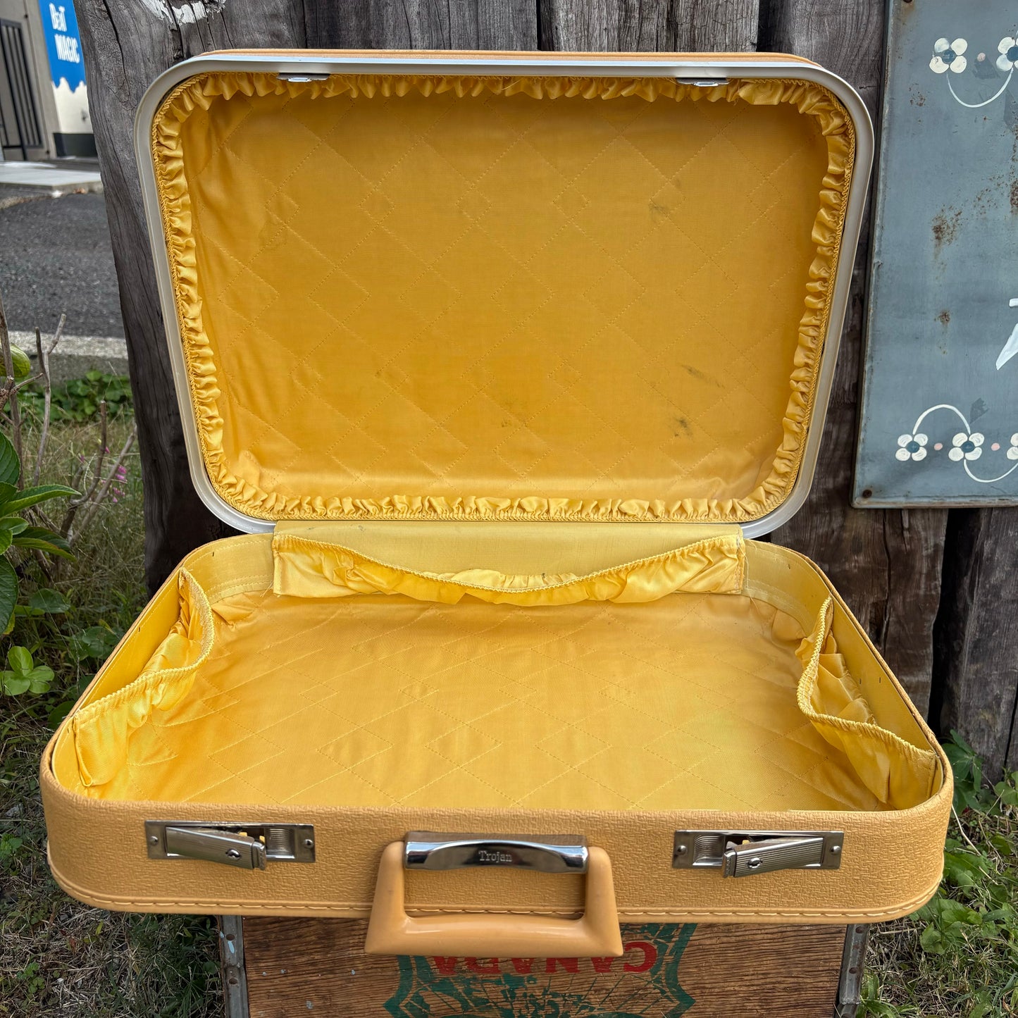 【1970s USA vintage】Trojan suit case