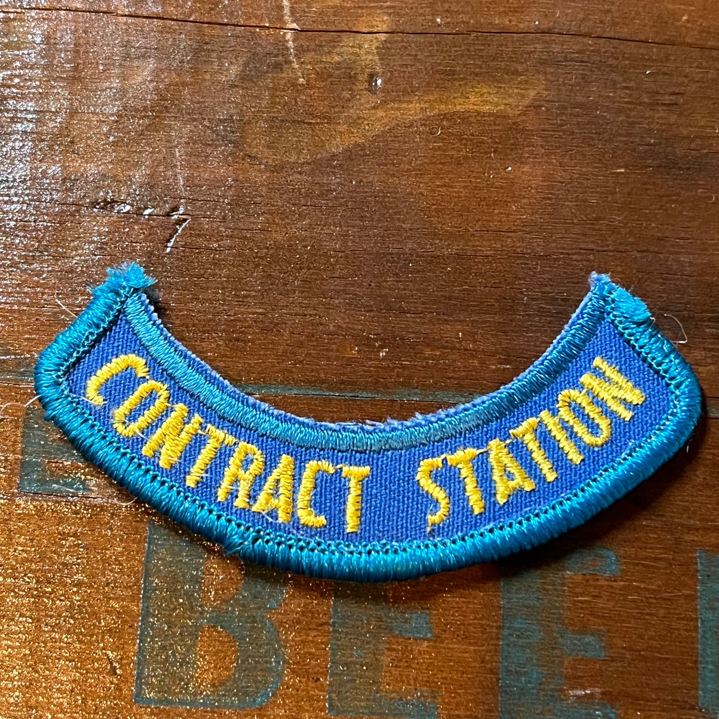 【USA vintage】ワッペン　CONTRACT STATION