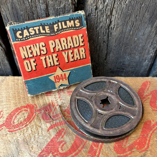 【1940s USA vintage】CASTLE FILMS NEWS PARADE OF THE YEAR 1944 8mm Film