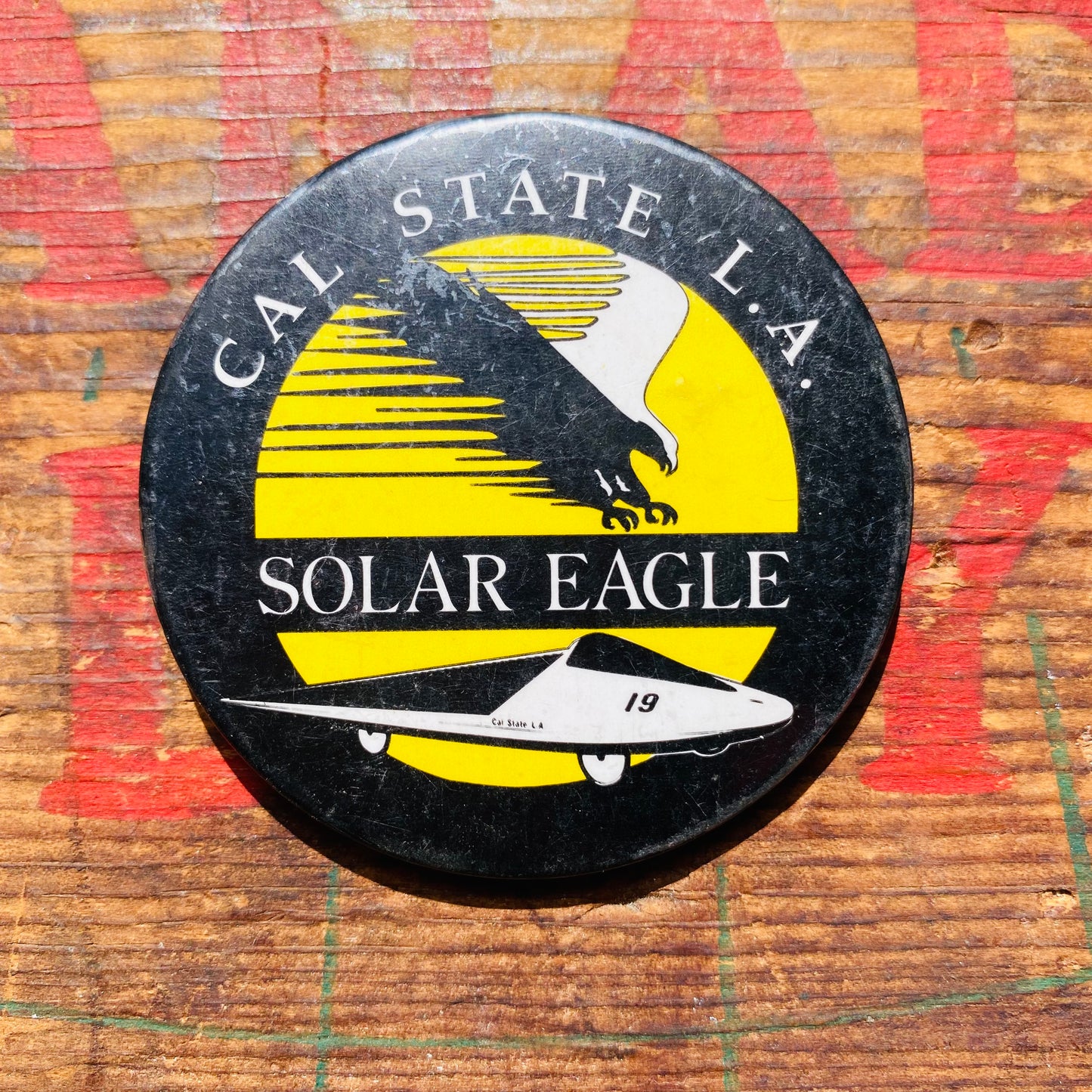 【USA vintage】缶バッジ SOLAR EAGLE