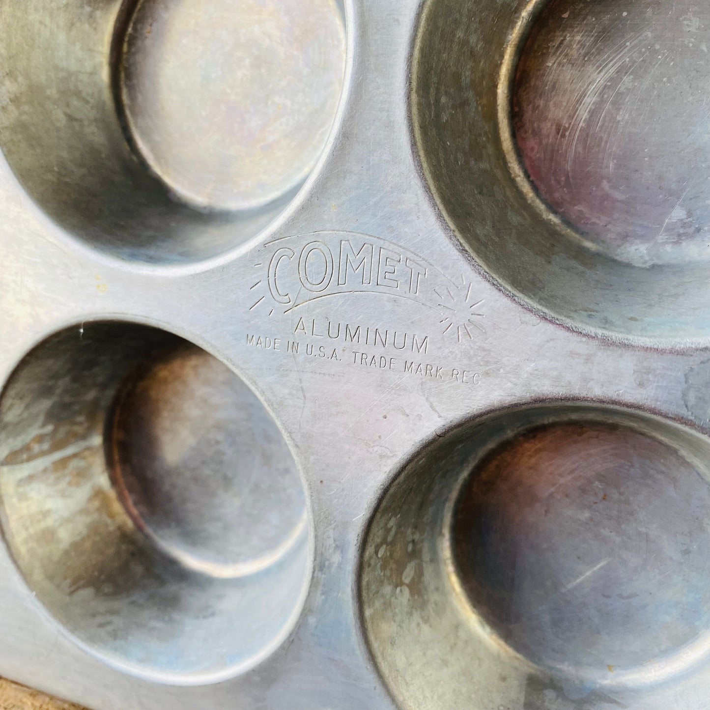 【1950s USA vintage】“COMET” muffin mold