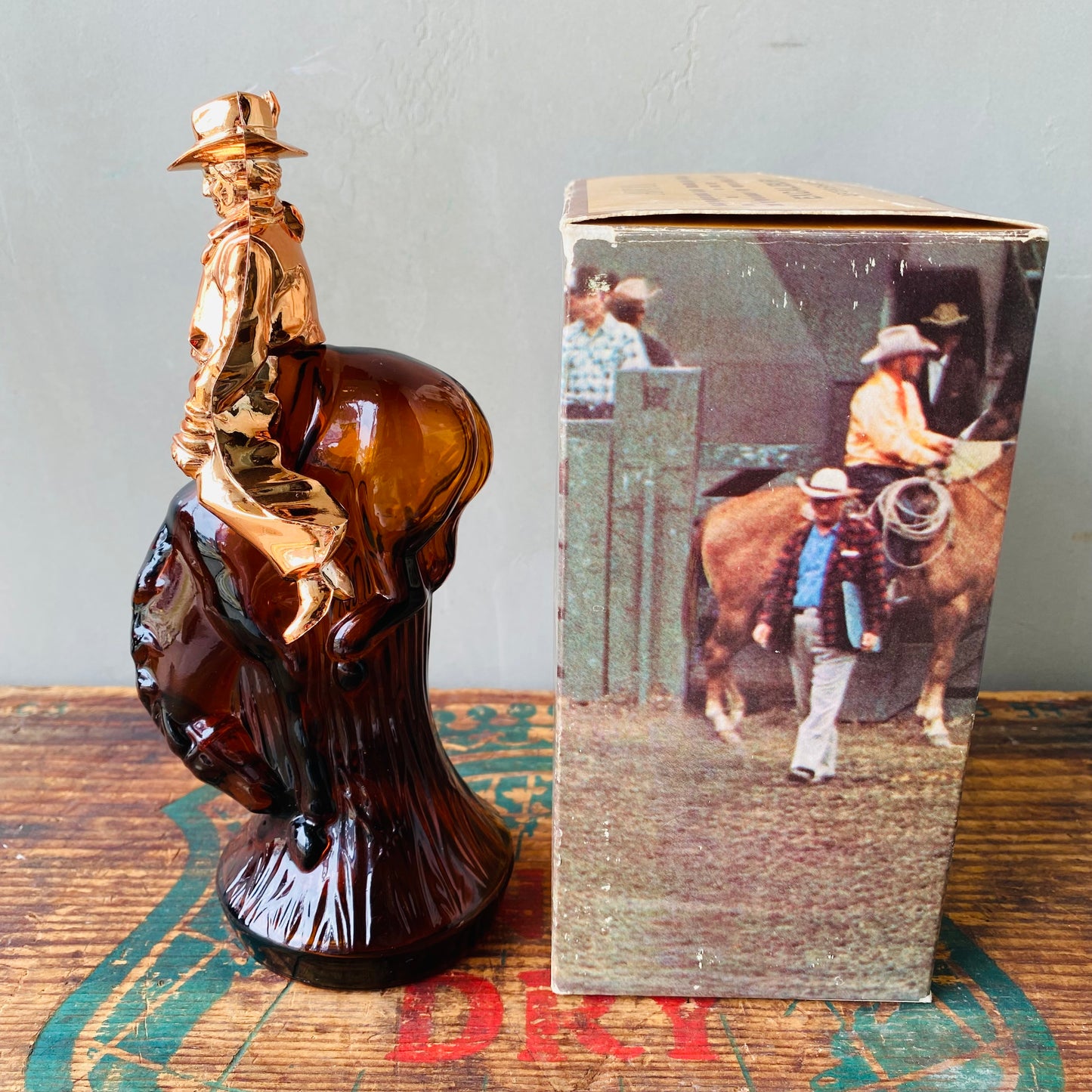 【USA vintage】AVON bottle BUCKING BRONCO