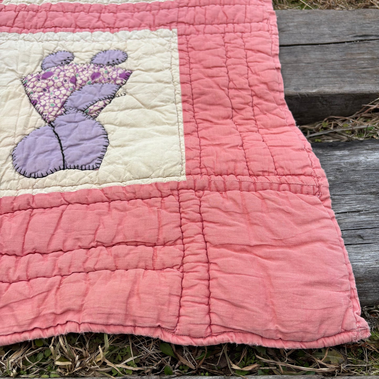 【1920s-1930s USA vintage】Sunbonnet Sue Feed Sack Quilt