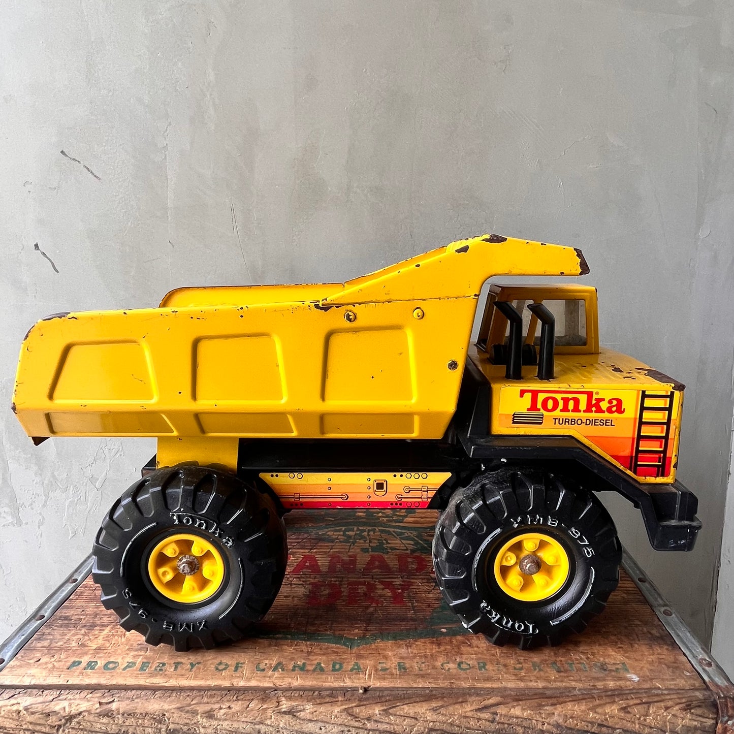 【USA vintage】TONKA TURBO-DIESEL DUMP TRUCK