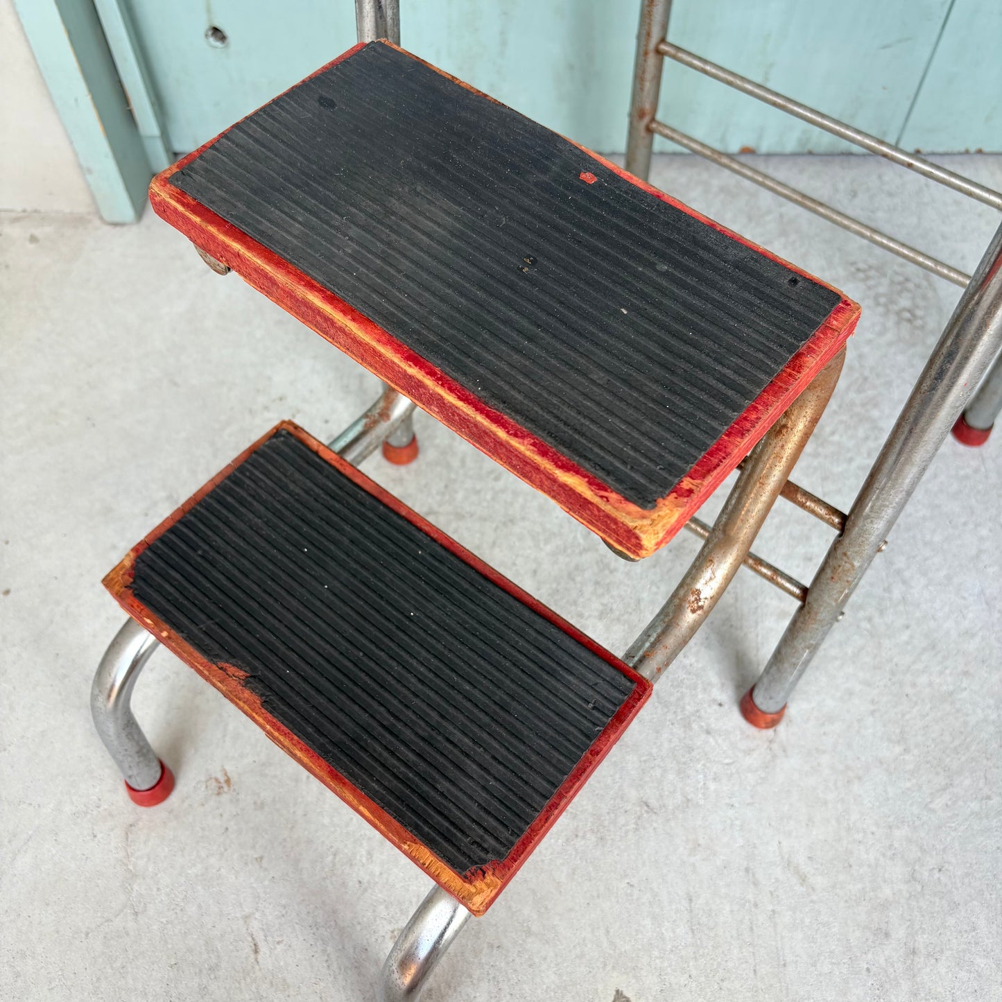 【1950s-1960s USA vintage】Red Step-Up Chair