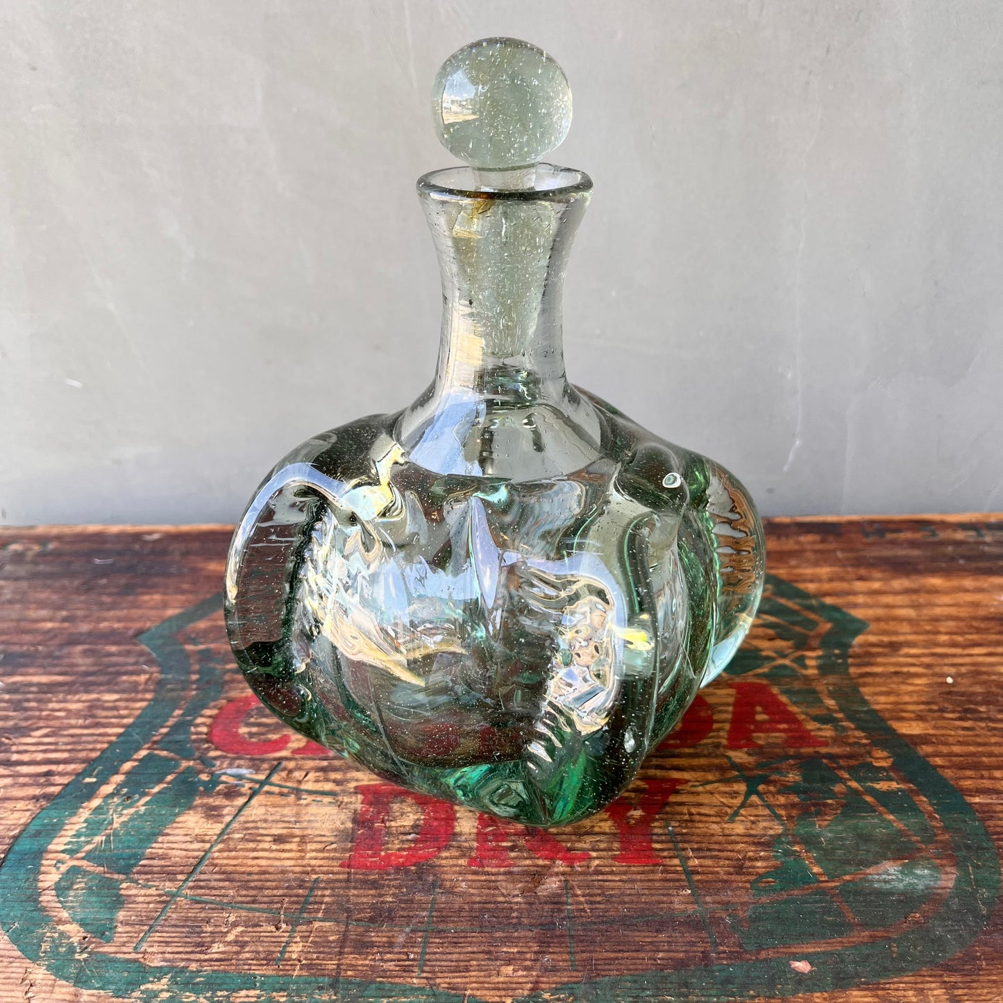 【USA vintage】Whiskey Decanter Green Glass