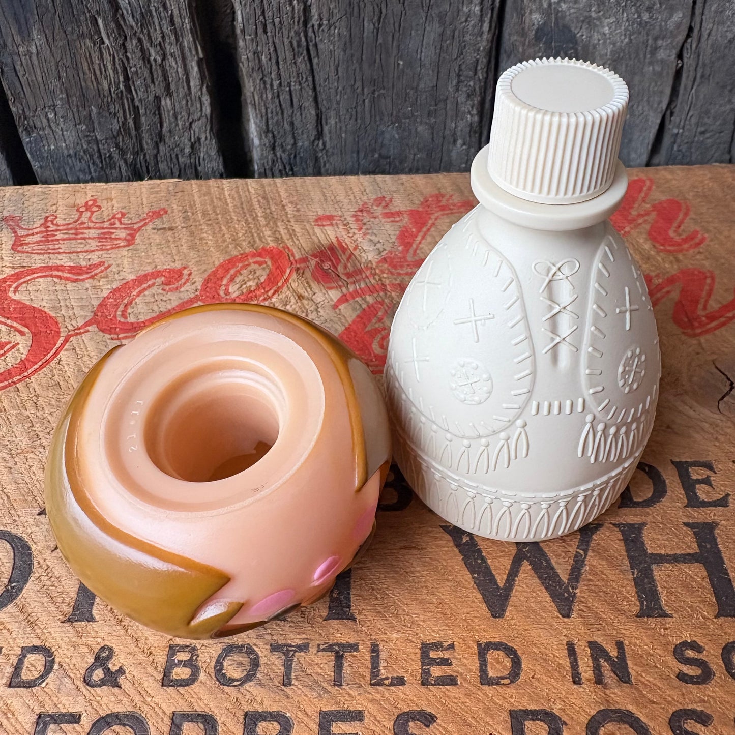 【1970s USA vintage】AVON Small World bottle