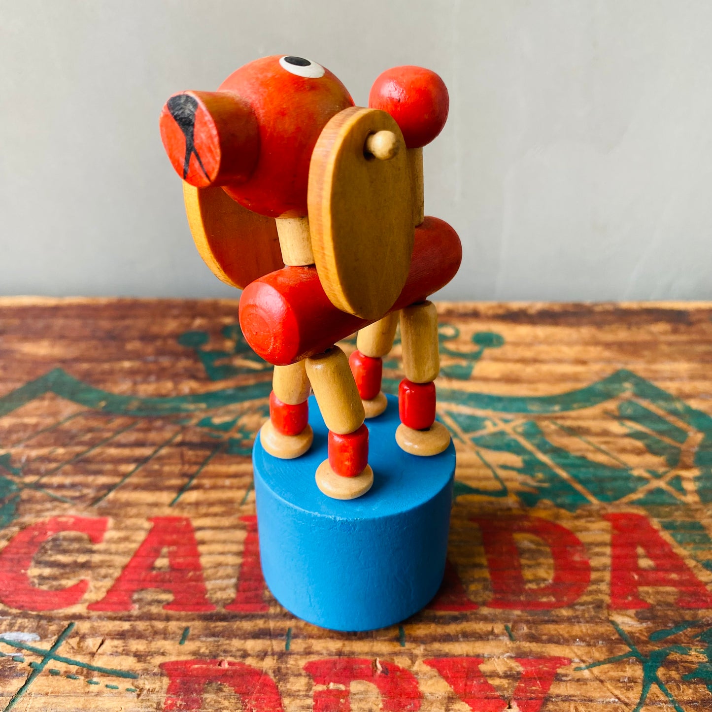 【Czechia vintage】 wooden push up toy