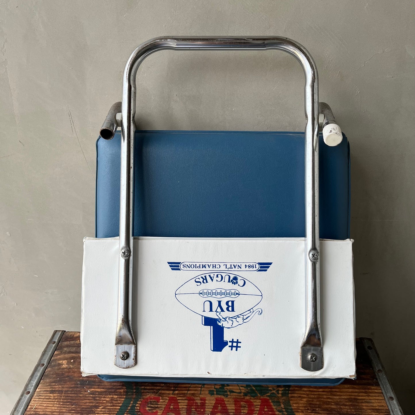 【USA vintage】BYU Cougars Portable Stadium Seat