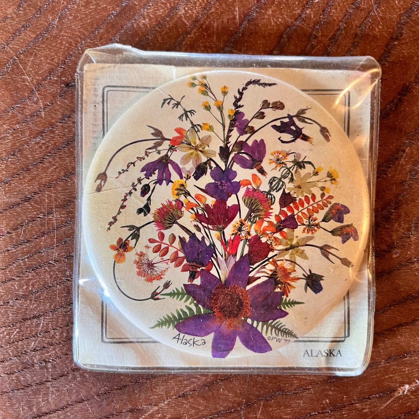 【USA vintage】ALASKA WILDFLOWER DESIGNS Pocket Mirror