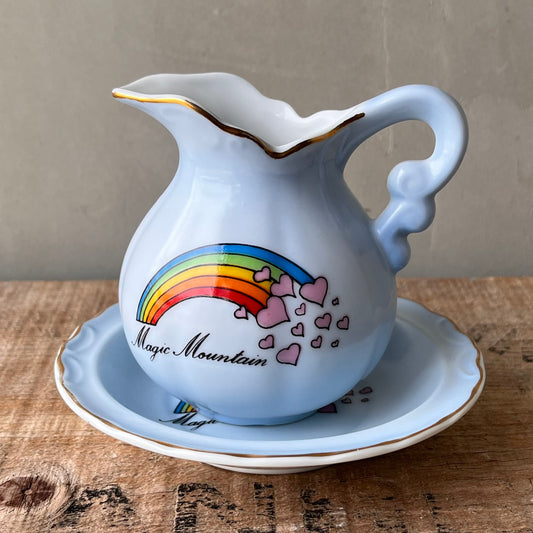 【JAPAN Vintage】Magic Mountain Rainbow Creamer