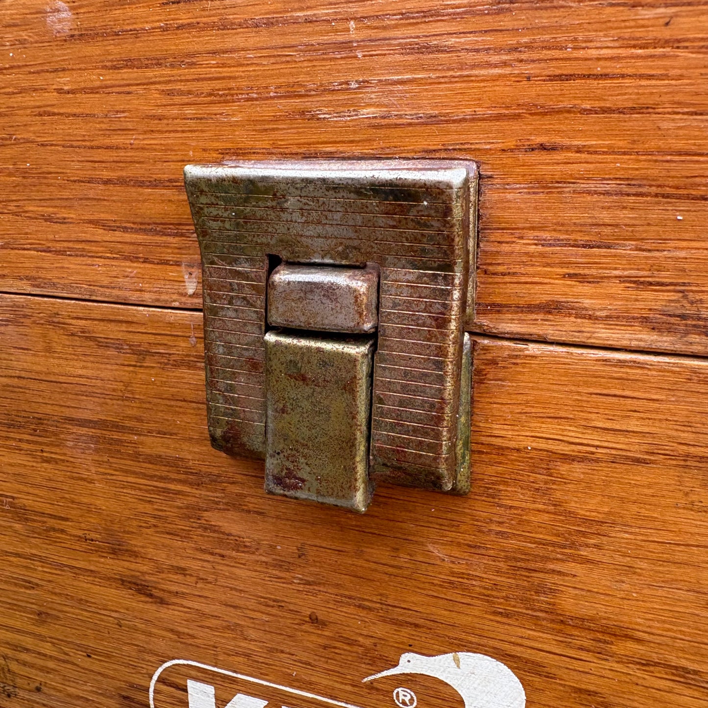 【USA Vintage】 KIWI Wooden Shoe Shine Box