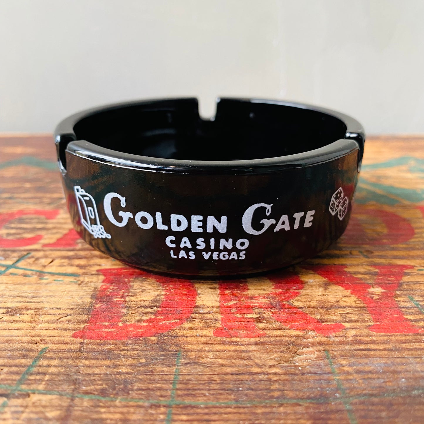 【USA vintage】advertising ashtray GOLDEN GATE