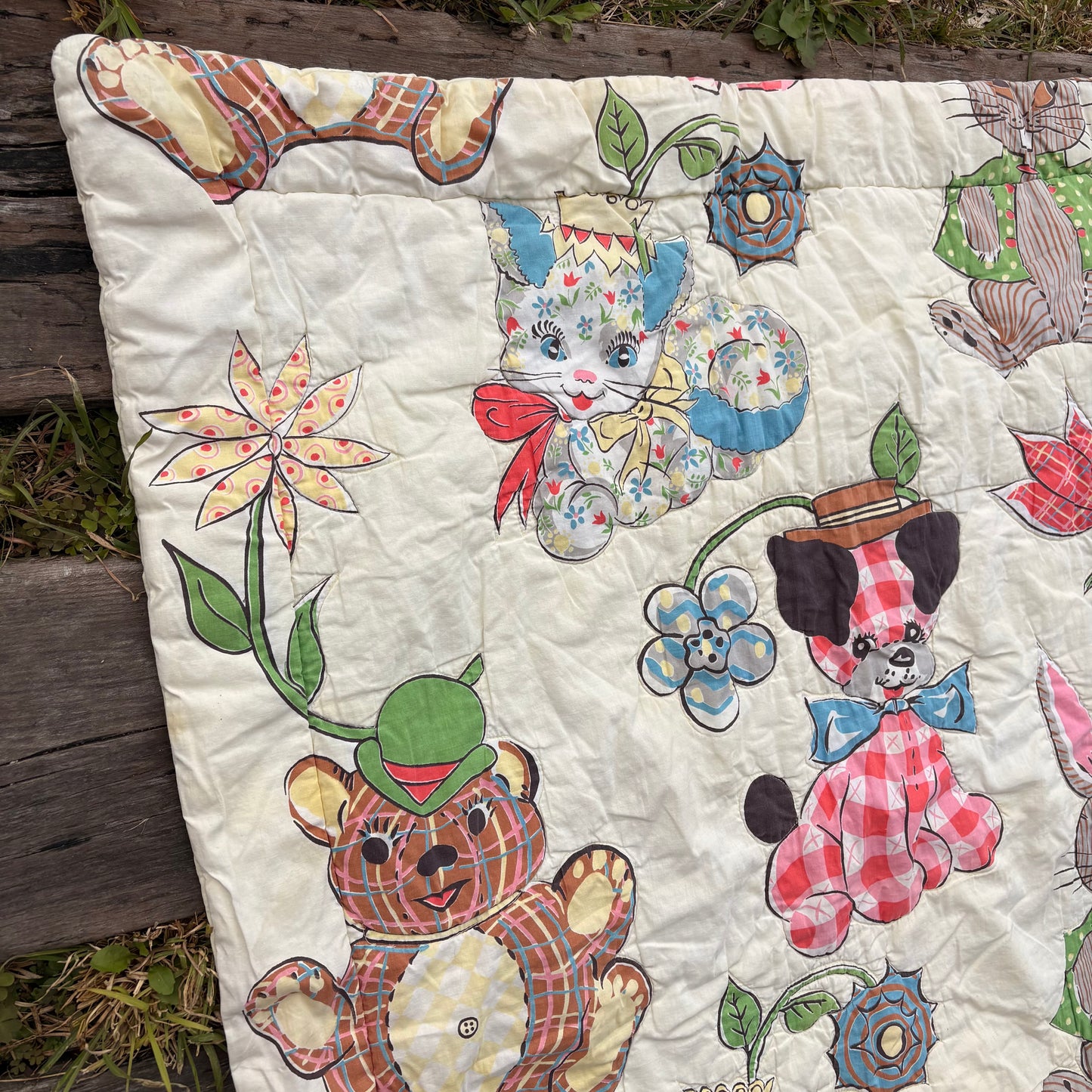 【1960s USA vintage】Nursery Animal Quilt Blanket