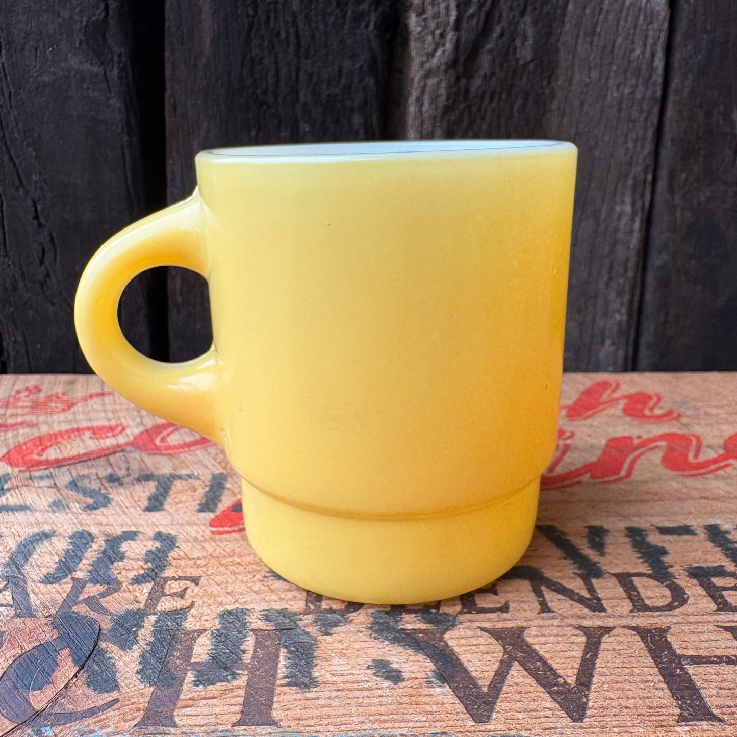 【1960s USA vintage】
Fire-King mugcup