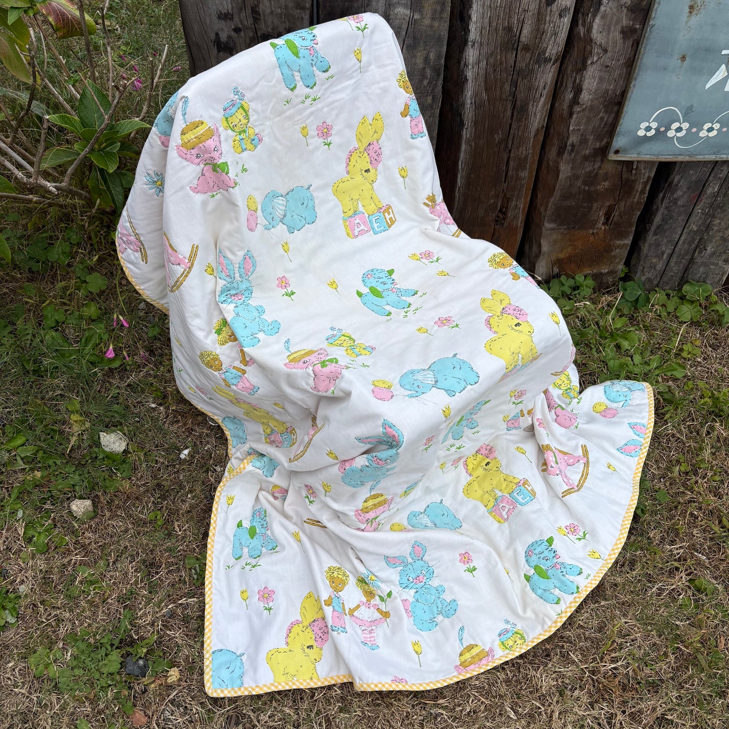 【1950s-1960s USA vintage】antique baby quilt