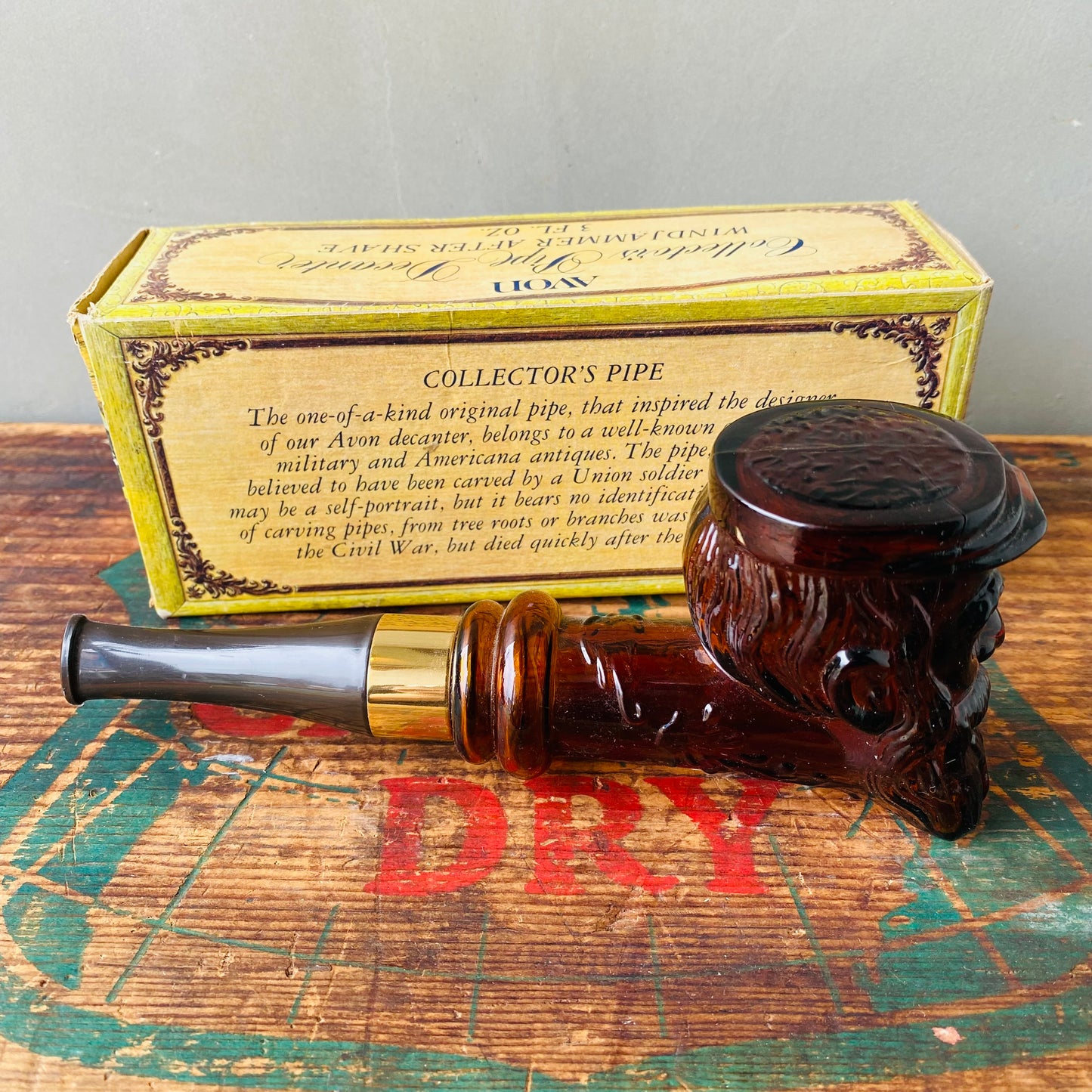 【USA vintage】 AVON bottle collectors pipe