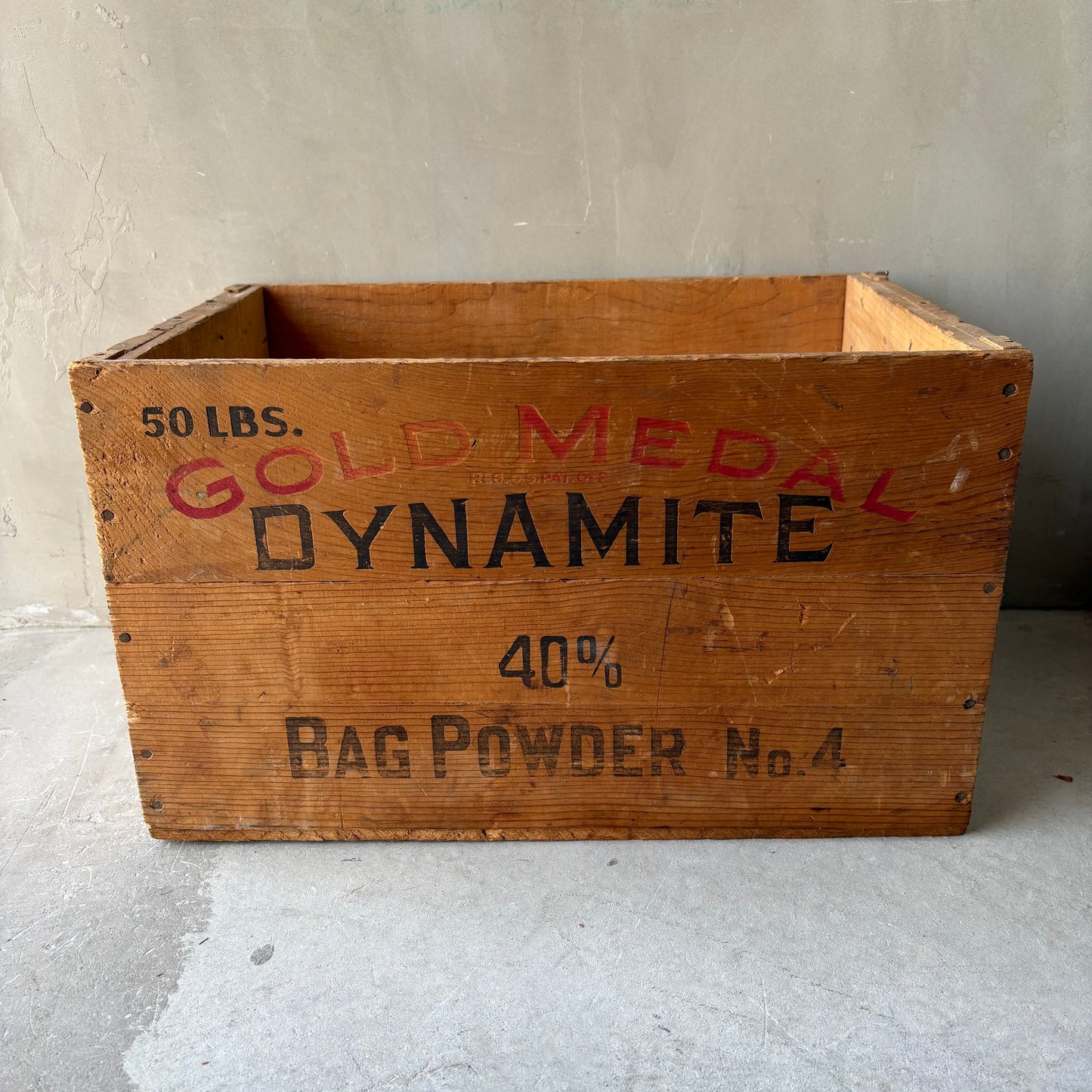 【1930s USA vintage】GOLD MEDAL DYNAMITE Wood Box