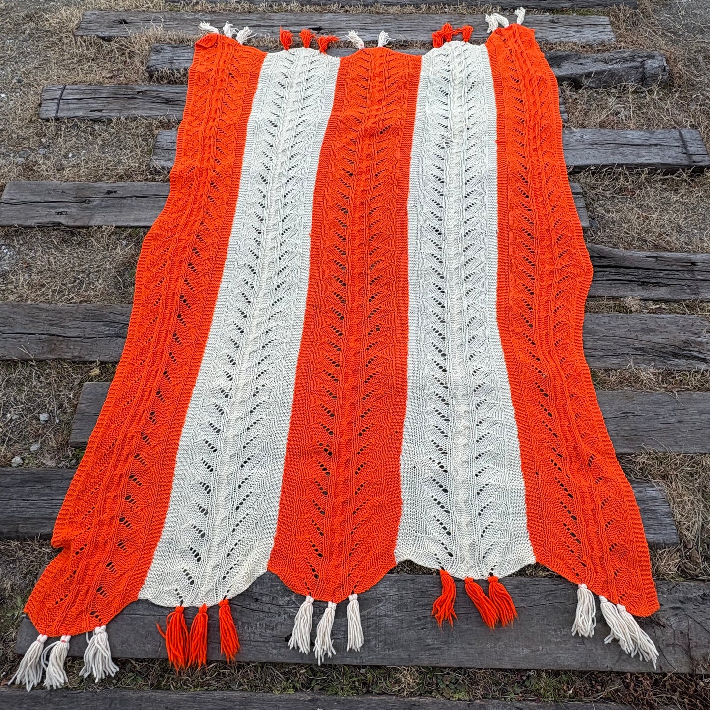 【USA vintage】granny blanket Orange & Ivory Knit