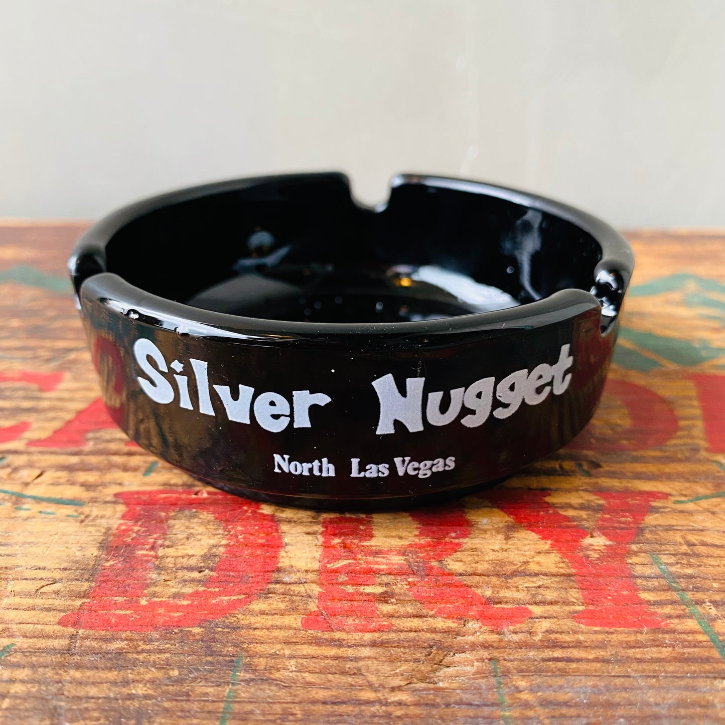 【USA vintage】advertising ashtray Silver Nugget