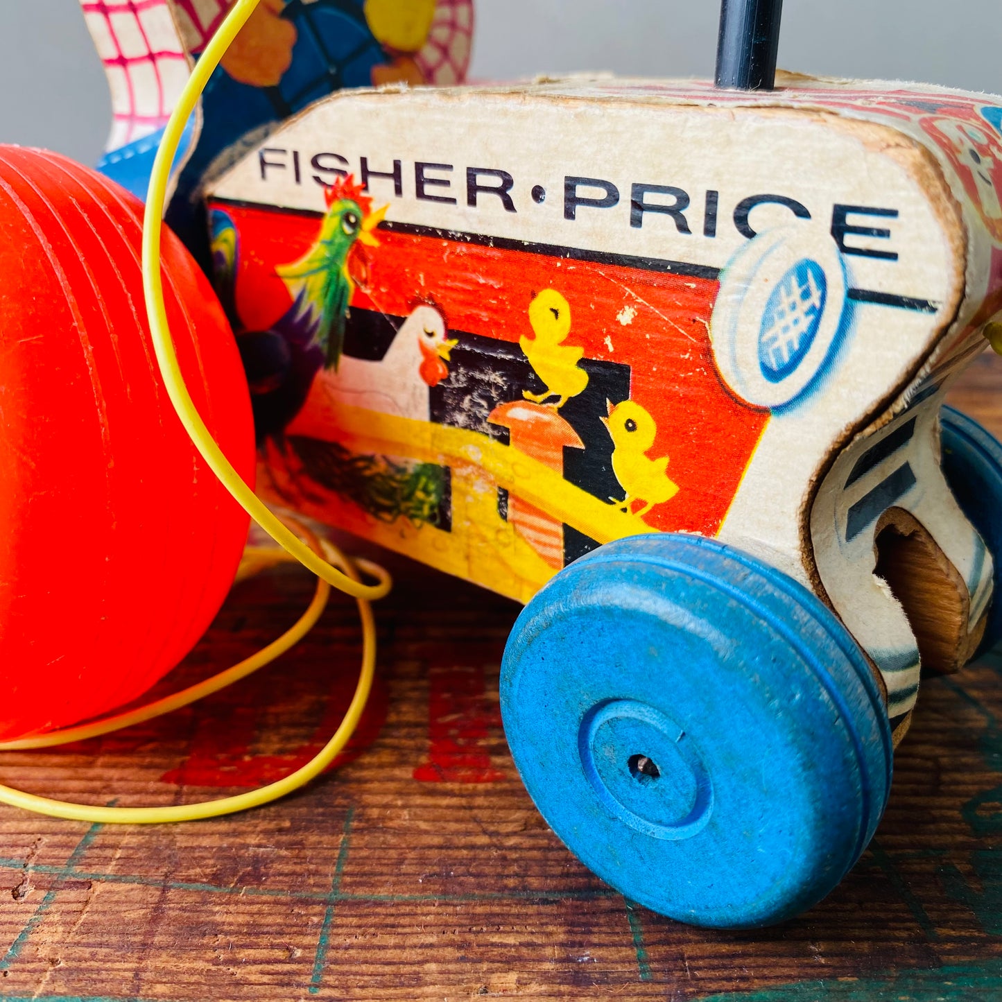 【1961 USA vintage】FISHER・PRICE tractor pull toy