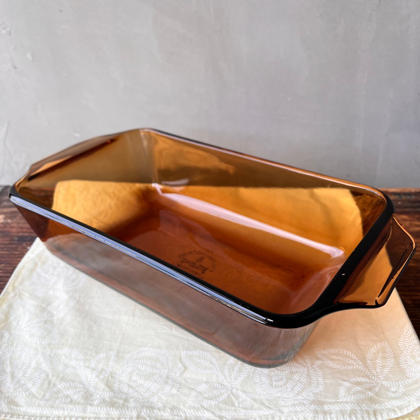 【1960s USA vintage】Fire-King Loaf Pan Amber