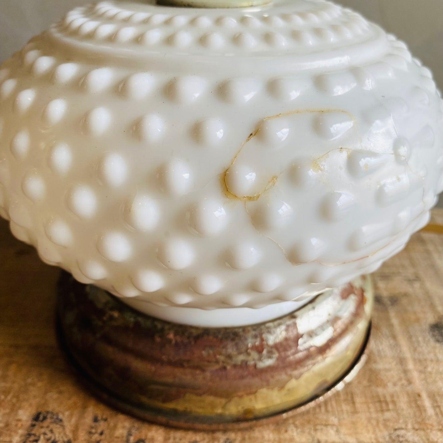 【1960s USA vintage】milk glass Hobnail ramp