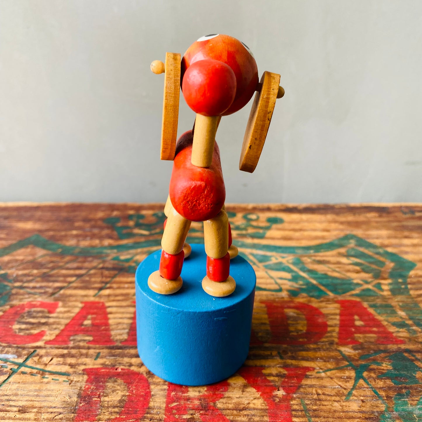 【Czechia vintage】 wooden push up toy